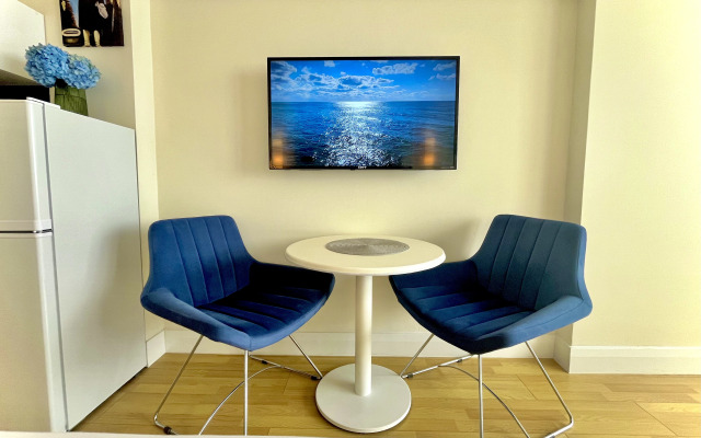HappyRent Orbi блок C View of the sea and mountains Apartments