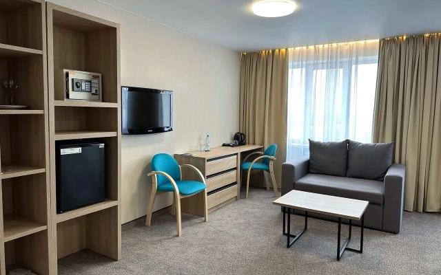 Amaks City Hotel