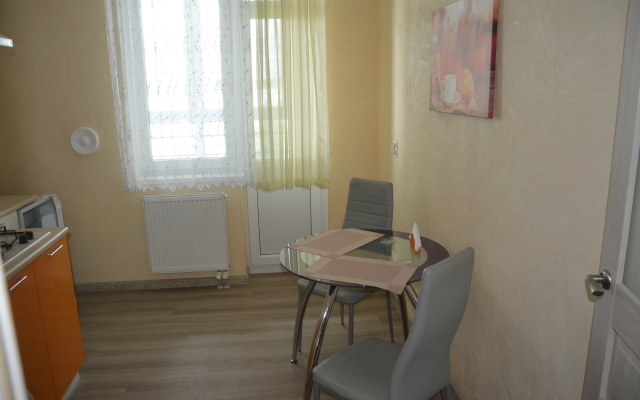 Gostevye Kvartiry S Vidom Na Reku Apartments