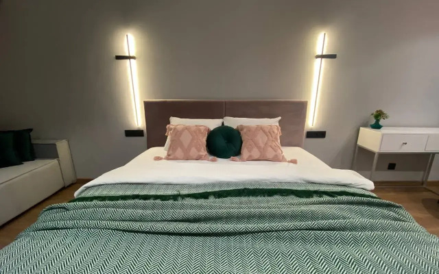 Dizaynerskaya V Samom Tsentre Rostova Flat