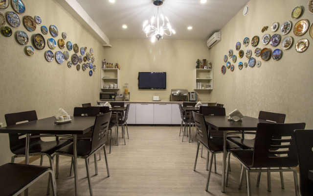 Atmosfera Hotel