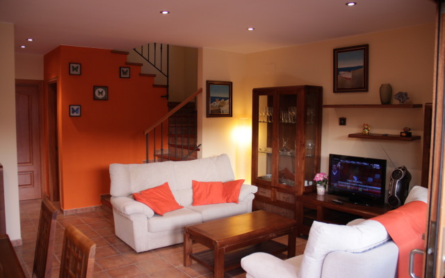 Mariposa Villa