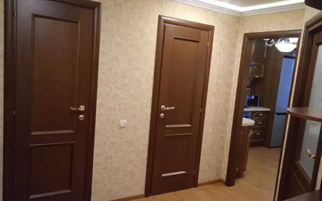 Квартира Суворова 28