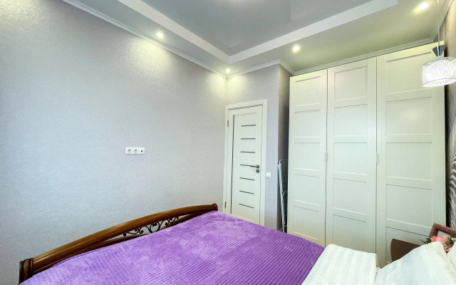 Квартира двухкомнатная чистая со свежим ремонтом