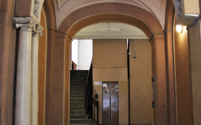 Меблированные комнаты Восстания 3