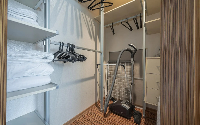 Квартира на Невзоровых