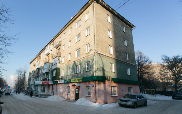 Na Vatutina Apartments