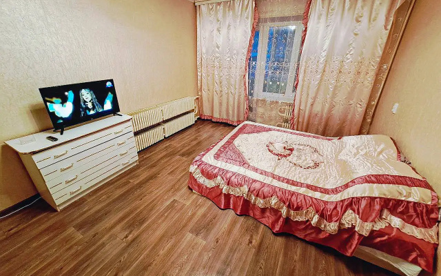 Kvartira Radom s Olimpijskim Parkom i Ledovoj arenoj po ul. Micurinskoj