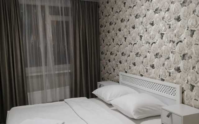 Апартаменты Двухкомнатная Квартира на Алексеева 27