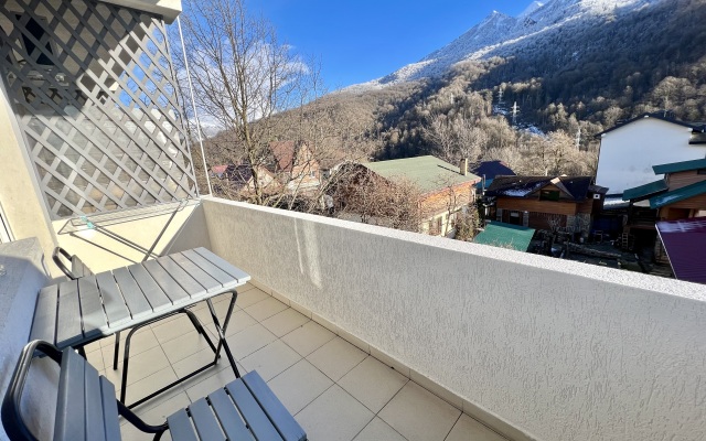 Апартаменты Mountain Hill 1