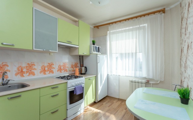 Sovremennaya Kvartira Peshkom ZhD Apartments