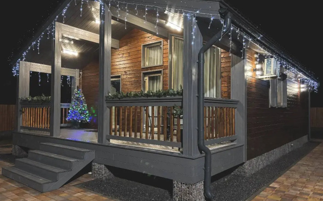 Частный дом Загородный коттедж у озера