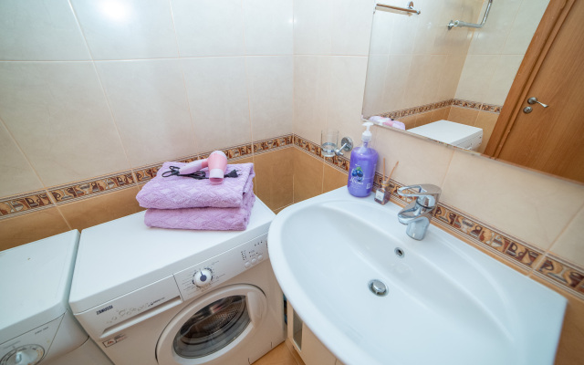 Апартаменты Трехкомнатная в центре