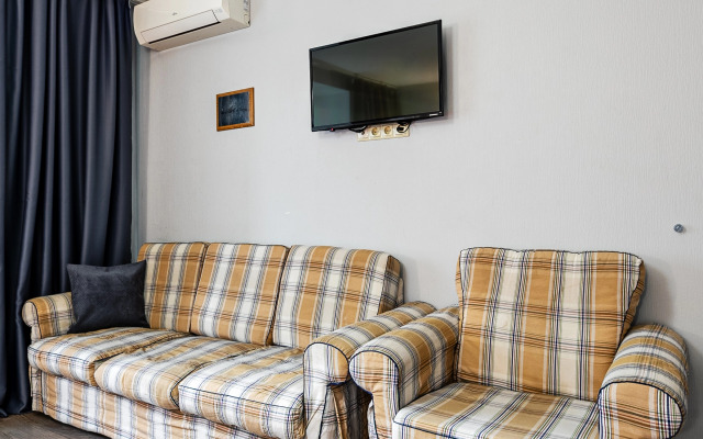 MaxRealty24 Ukrainskiy Bulvar Apartments