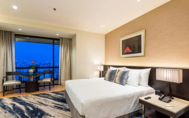 Emporium Suites By Chatrium Hotel
