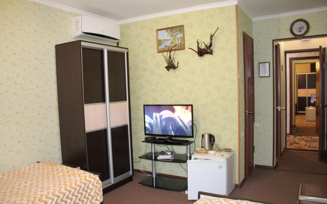 U Druzej Guest House