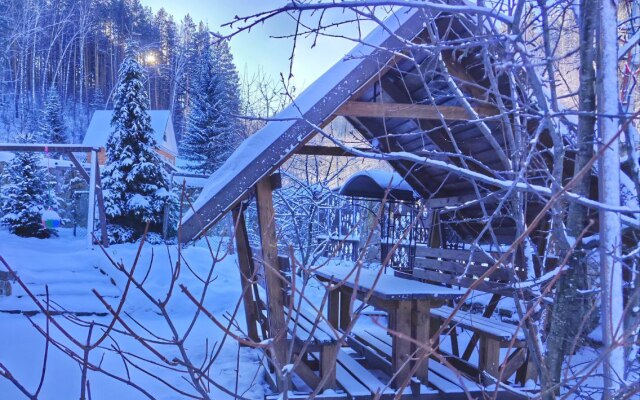 Radevichi Guest House