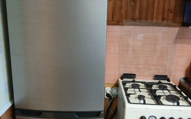 Частный Дом в Центpе Дeревни Взвад