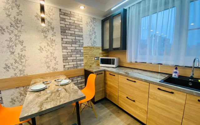 Апартаменты с 1 комнатой с красивым ремонтом (КВАРТИРА51)