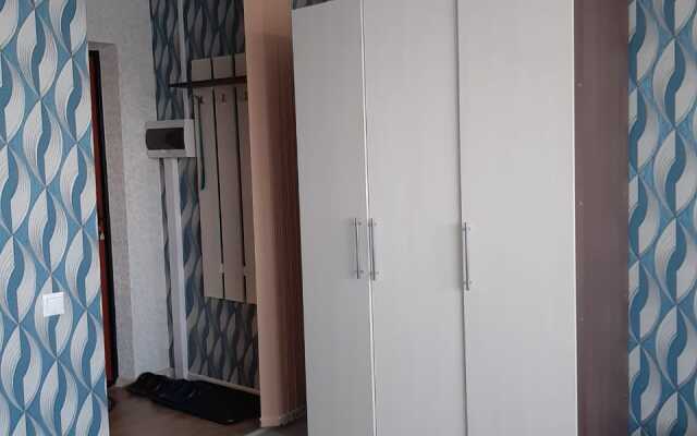 Квартира студия GoldApart Университетская Набережная 56