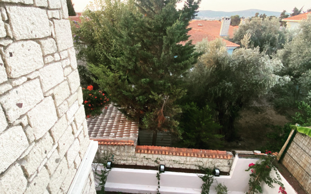 Alacati Moonbox Boutique Hotel