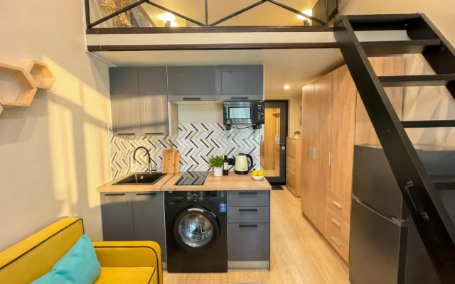 Апартаменты Стильная 2х-уровневая Cтудия рядом с метро Тульская