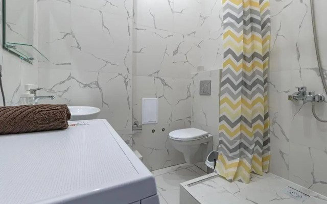 Na Ulitse Turara Ryskulova, 5/2 Apartments