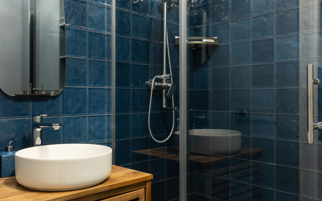 Stilnaya Dizaynerskaya V Odnom Iz Uyutnykh Rayonov Peterburga Flat