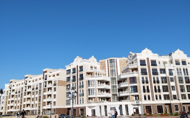 Uyutnaya Kvartira U Morya Apartments