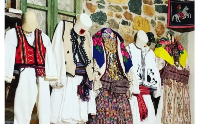 Отель Safora E Shpatit
