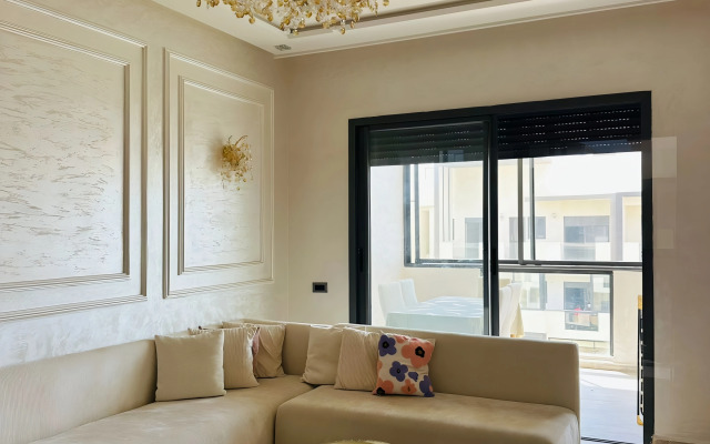 Апартаменты Luxe Haven Tamaris