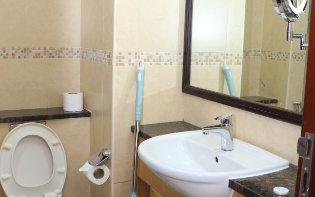 Cosmos Living - Goldcrest Views1 Apartments