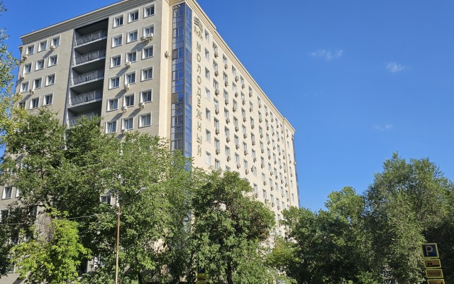 Na Arbate V Samom Serdtse Almaty Flat