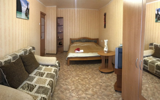 Na U. Kechkemetskaya 101 Flat