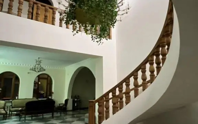 Otyak Hotel