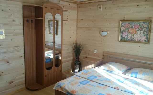 Guest house at Kamenka