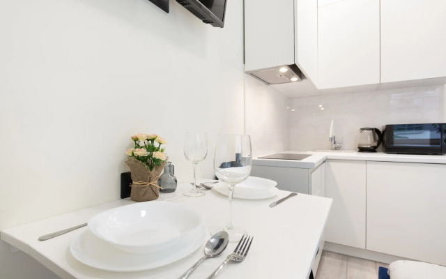 8-2 Welton Park Apartments