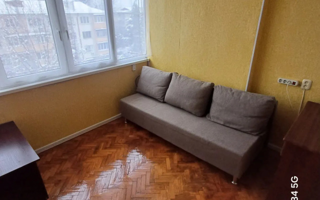 Na Ulitse Golubye Dali 6 Flat