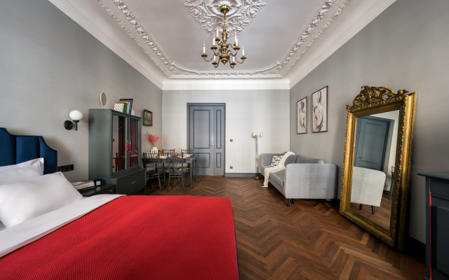 Апартаменты Двухкомнатные с Лепниной