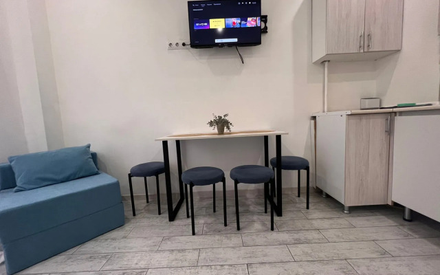 Mirny, Kuvshinok 8 Flat