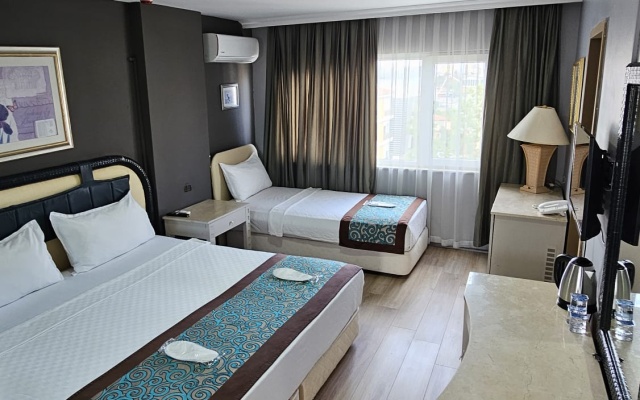 Отель Sever Suites
