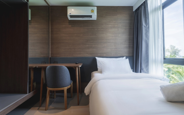Beachfront 1501 2BR at Wyndham Naithon Phuket Apartments