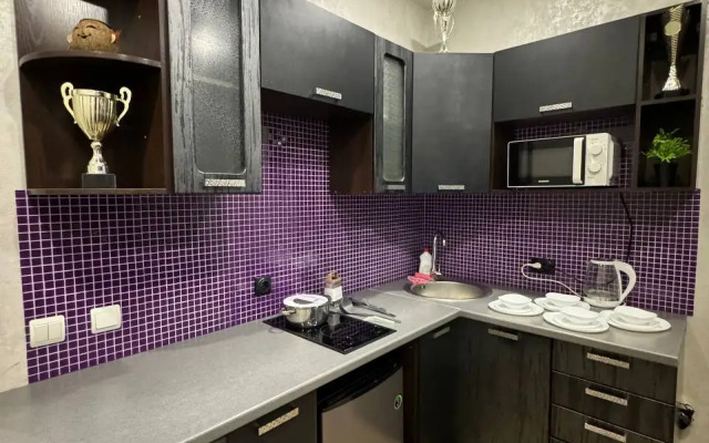 Na Ulitse Startovaya 1 Flat