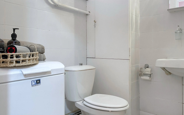 Квартира Welcome Home с Балконом у Метро Народное Ополчение