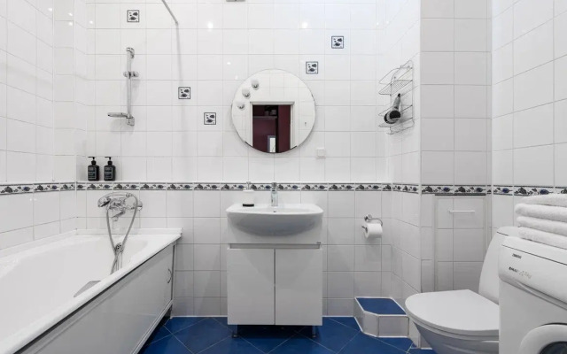 Yevrodvushka u Isaakievskogo sobora Flat