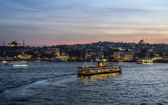 Отель DeCamondo Residence Karaköy