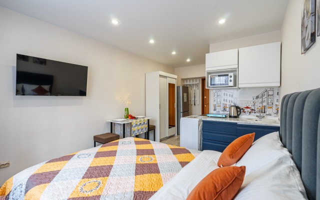 Uyutnaya studiya na prospekte Kosmonavtov Apartments