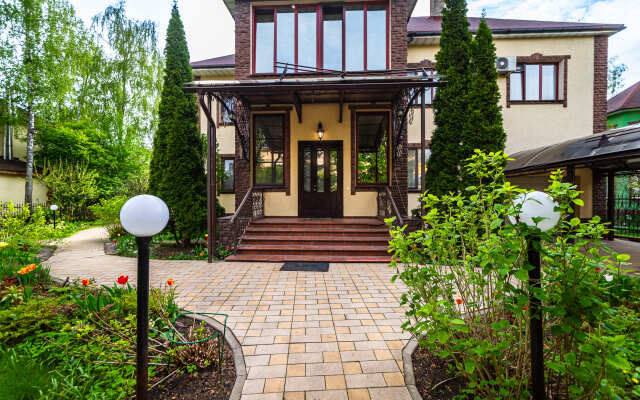 Kottedzh S Basseynom I Saunoy Dolgoprudnaya Alleya Dv1k22 Private House