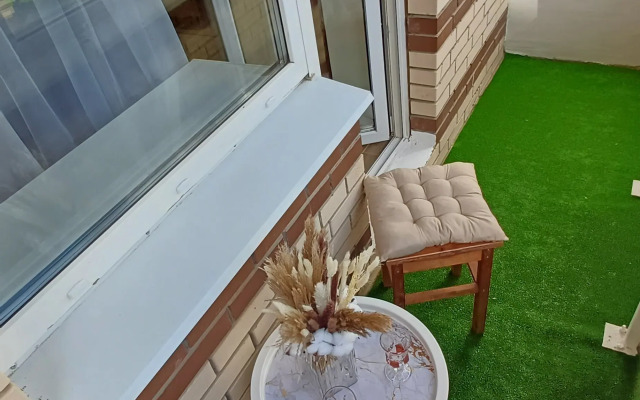 Uyutnaya Studiya V Murino Flat
