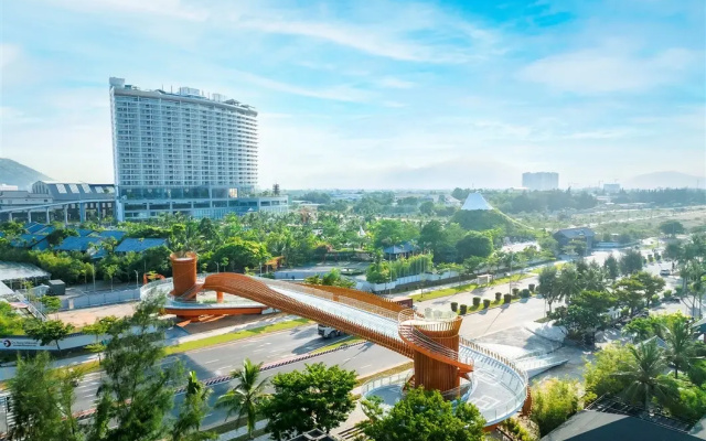 Kurortnyj ' Da Nang  Mikazuki Japanese Resorts and Spa